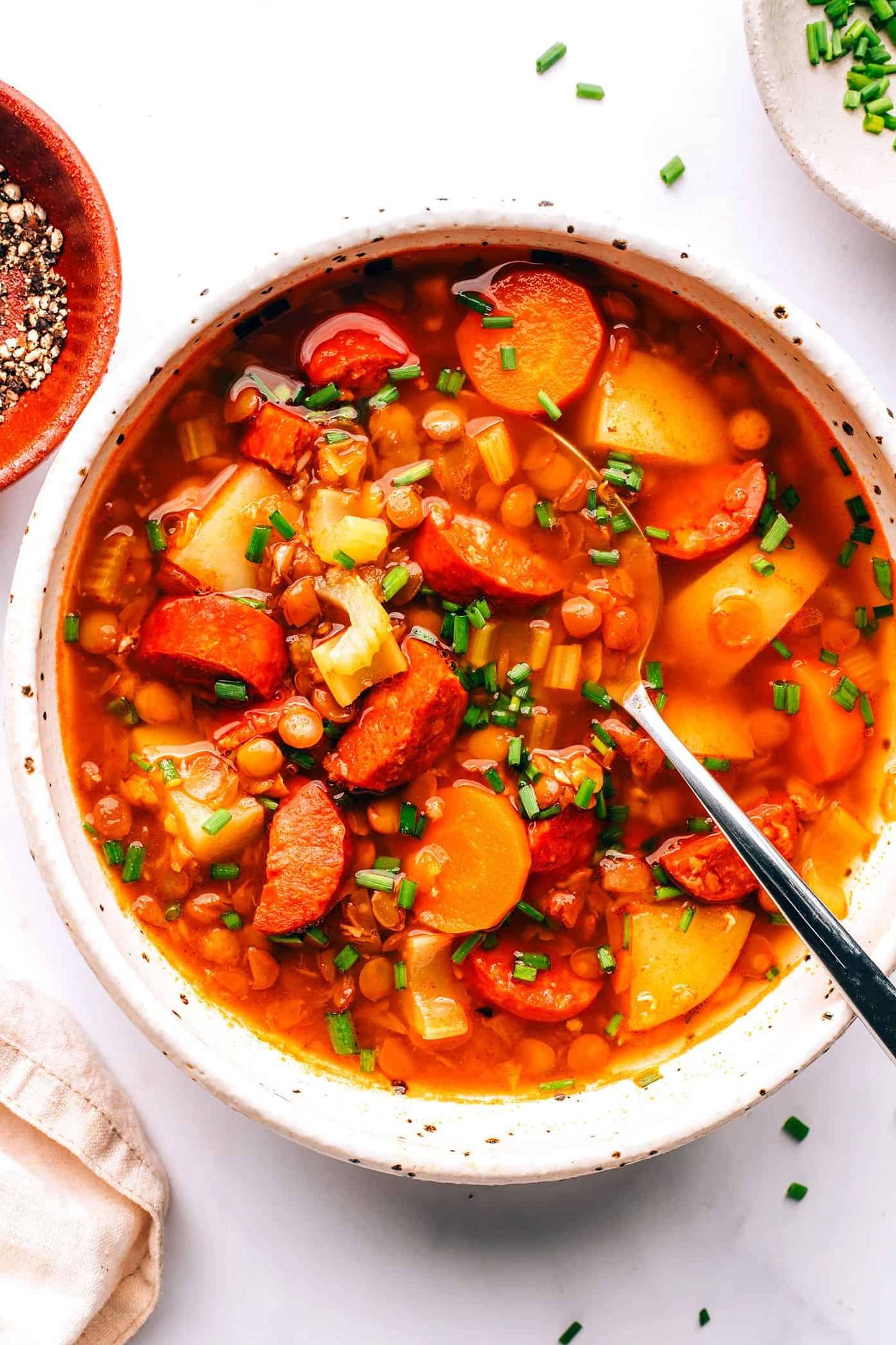  A bowl of warm Basque chorizo and lentil soup, the perfect comfort food.