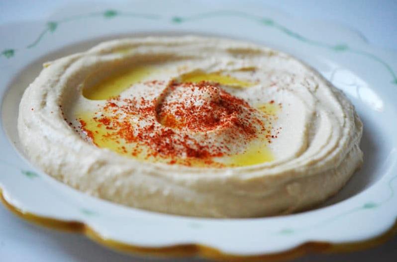  A combination of chickpeas and tahina paste creates the perfect hummus-like texture.