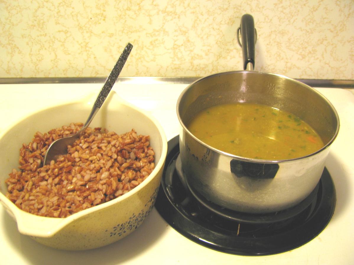  A hearty bowl of lentil soup, perfected with red yeast rice