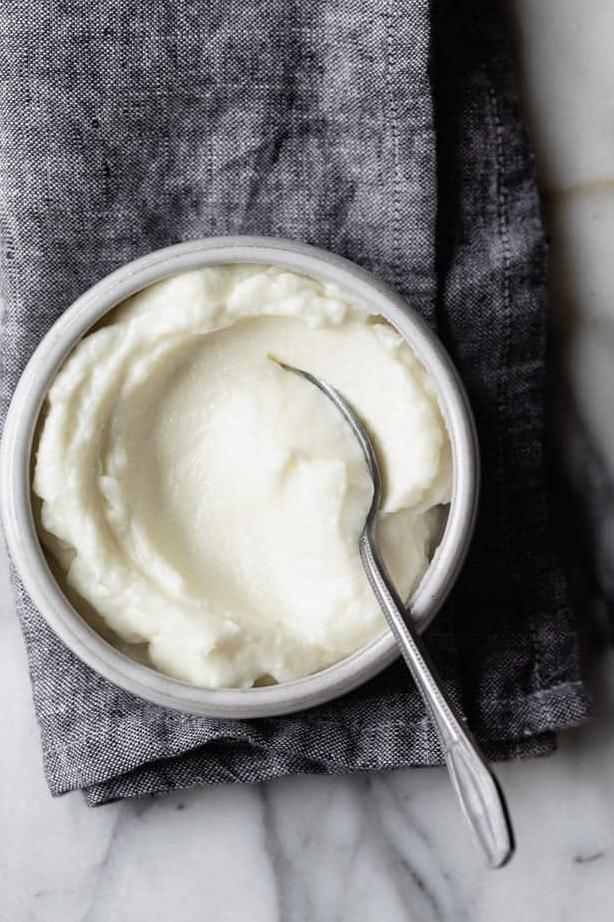 A spoonful of creamy goodness to elevate any dish!