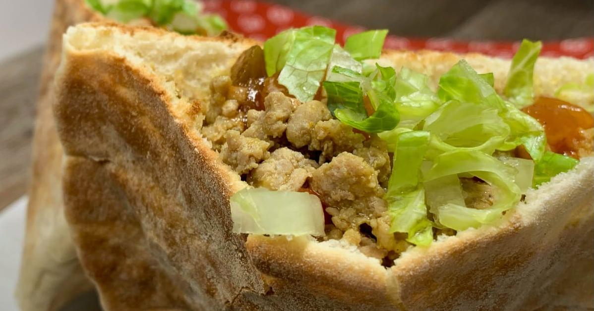 All the flavor of a gourmet sandwich in one easy-to-make pita pocket.