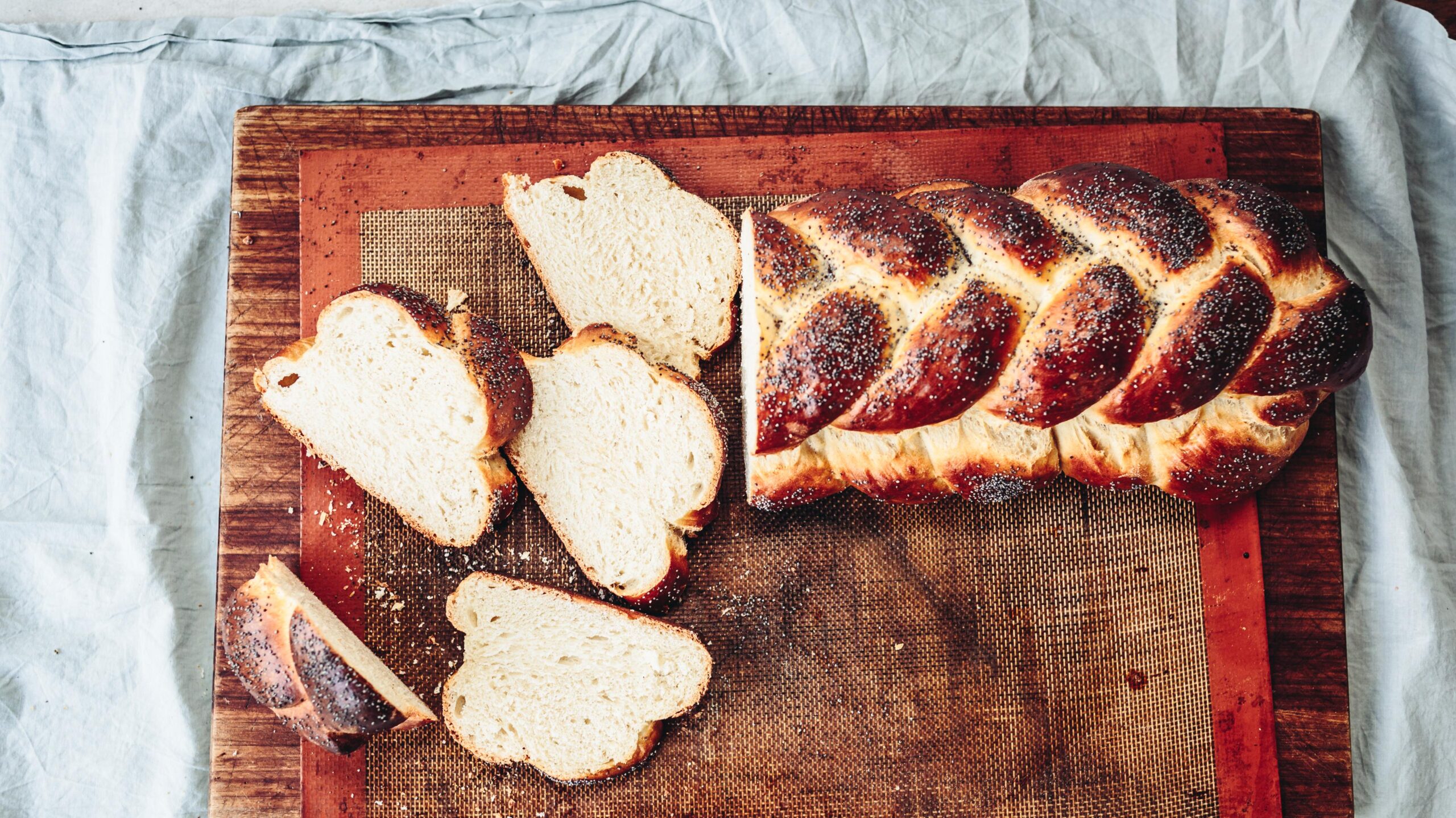  Get ready to fall in love with this fluffy and delicious bread