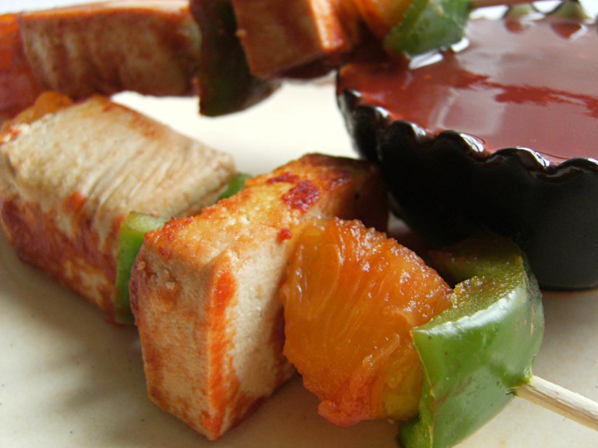  Give your taste buds a trip to the islands with these Polynesian tofu skewers
