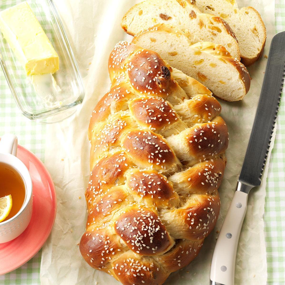  Golden and fluffy Honey Challah Rolls fresh out of the oven!