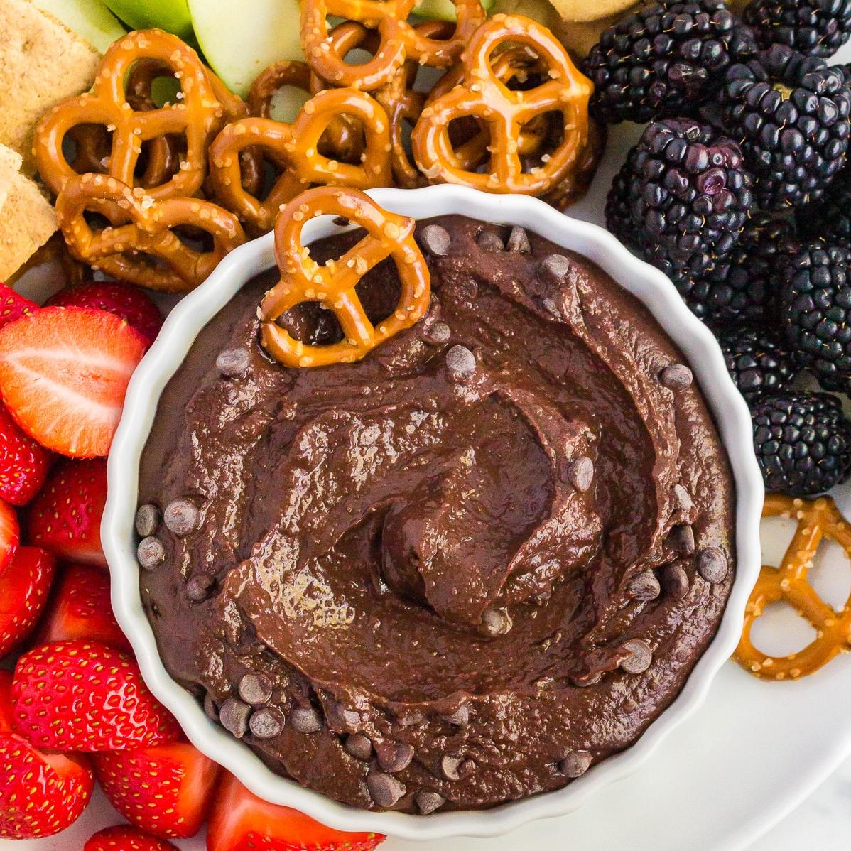  Have a scoop of this chocolate hummus with your favorite fruits, pretzels or crackers.