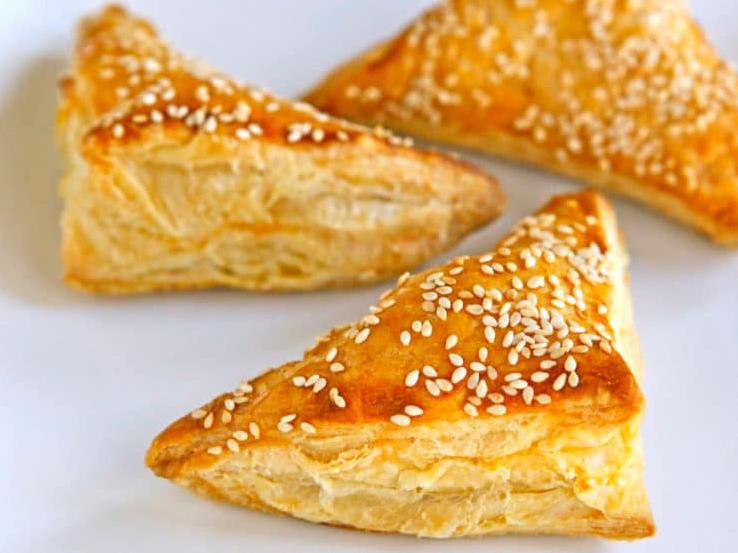  Hot, flaky, and irresistible – these borekas will be the highlight of your dinner table!