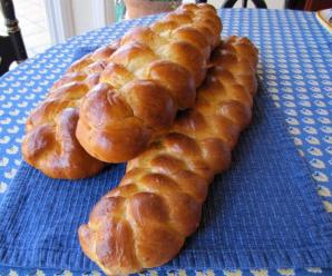  Let your senses be overtaken by the warm aroma of fresh baked Challah.