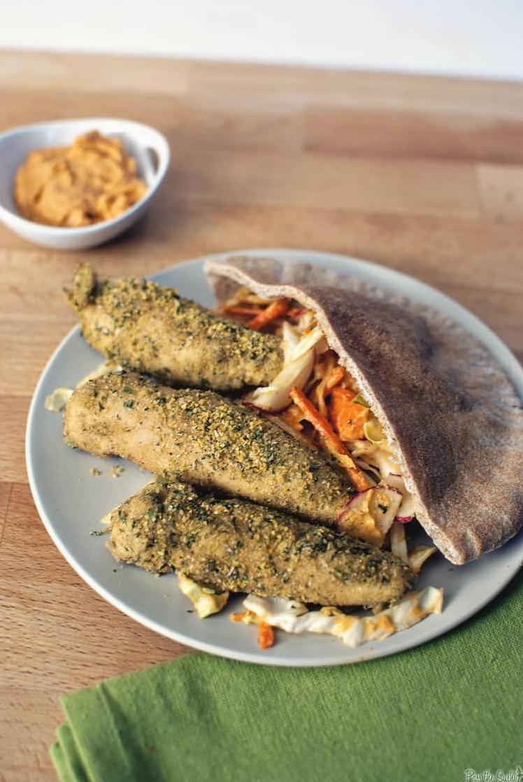 Looking for a new way to serve chicken? Try this falafel crusted version!