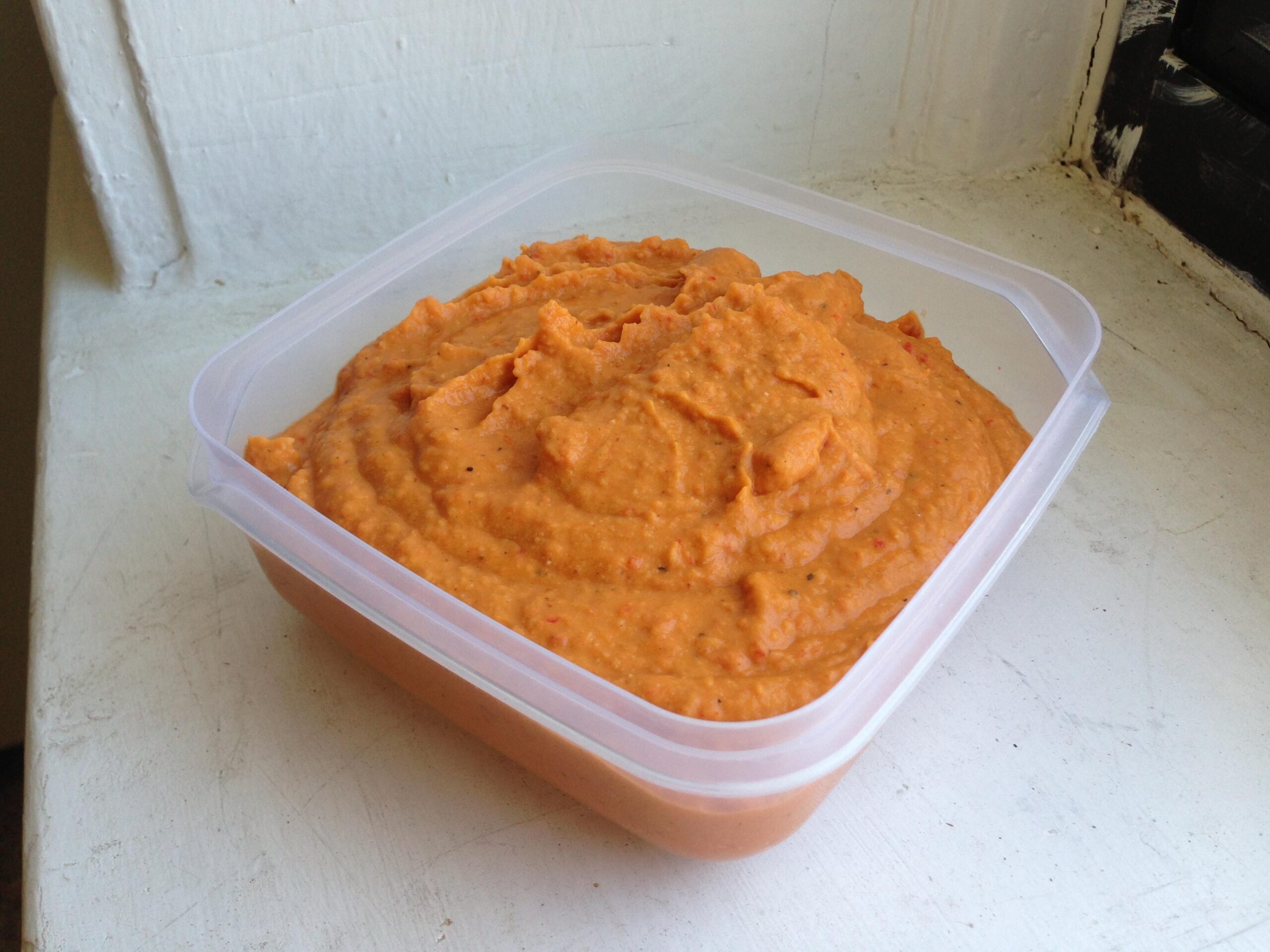 Delicious Roasted Red Pepper Hummus Recipe