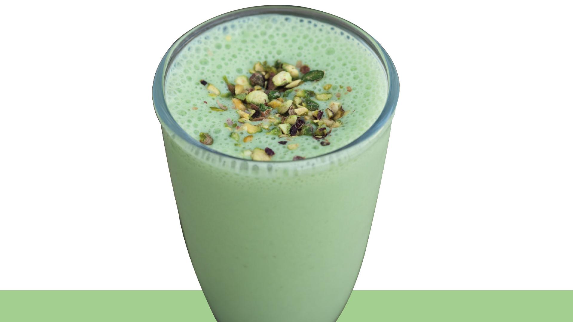  Satisfy your sweet tooth the healthy way with this creamy smoothie.