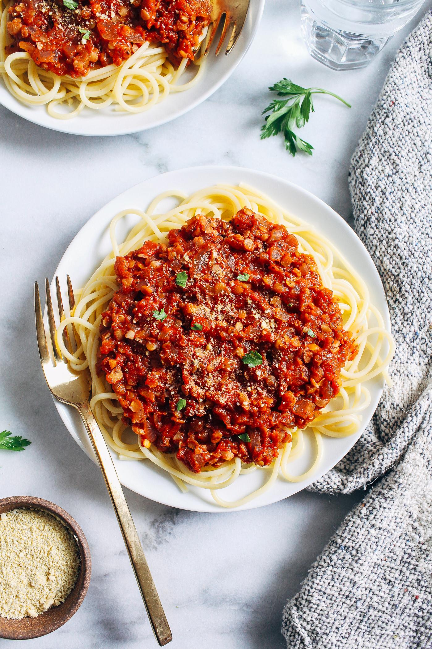  Say goodbye to boring pasta dishes and try out this tasty red lentil spaghetti sauce.