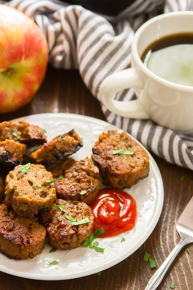  Start your day with a protein-packed breakfast with these delicious lentil sausages!
