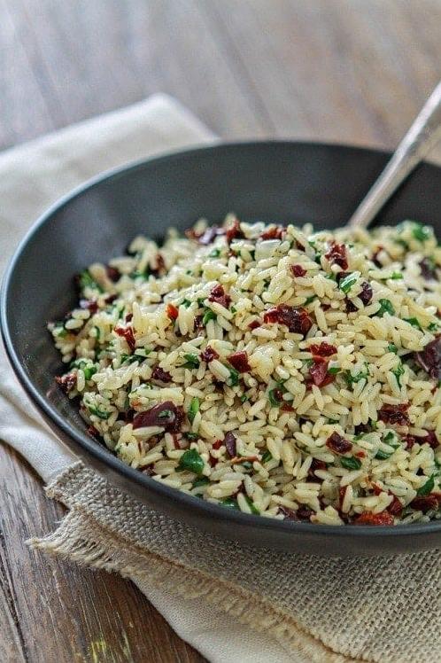  Sun-dried tomatoes add that extra oomph to the already aromatic Basmati rice.