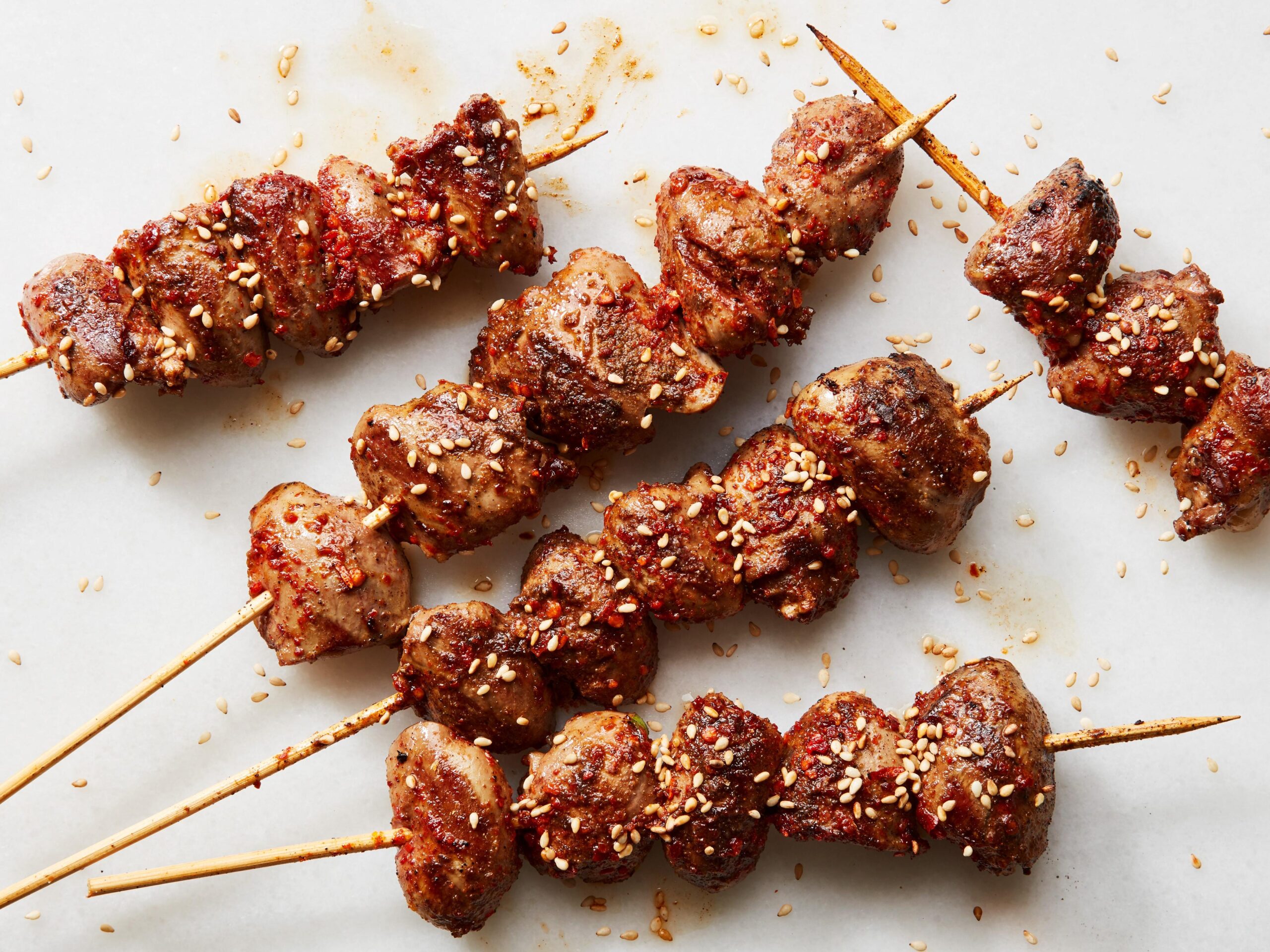  These kebabs are perfect for adventurous eaters who want to try something new and flavorful! 🤤👀